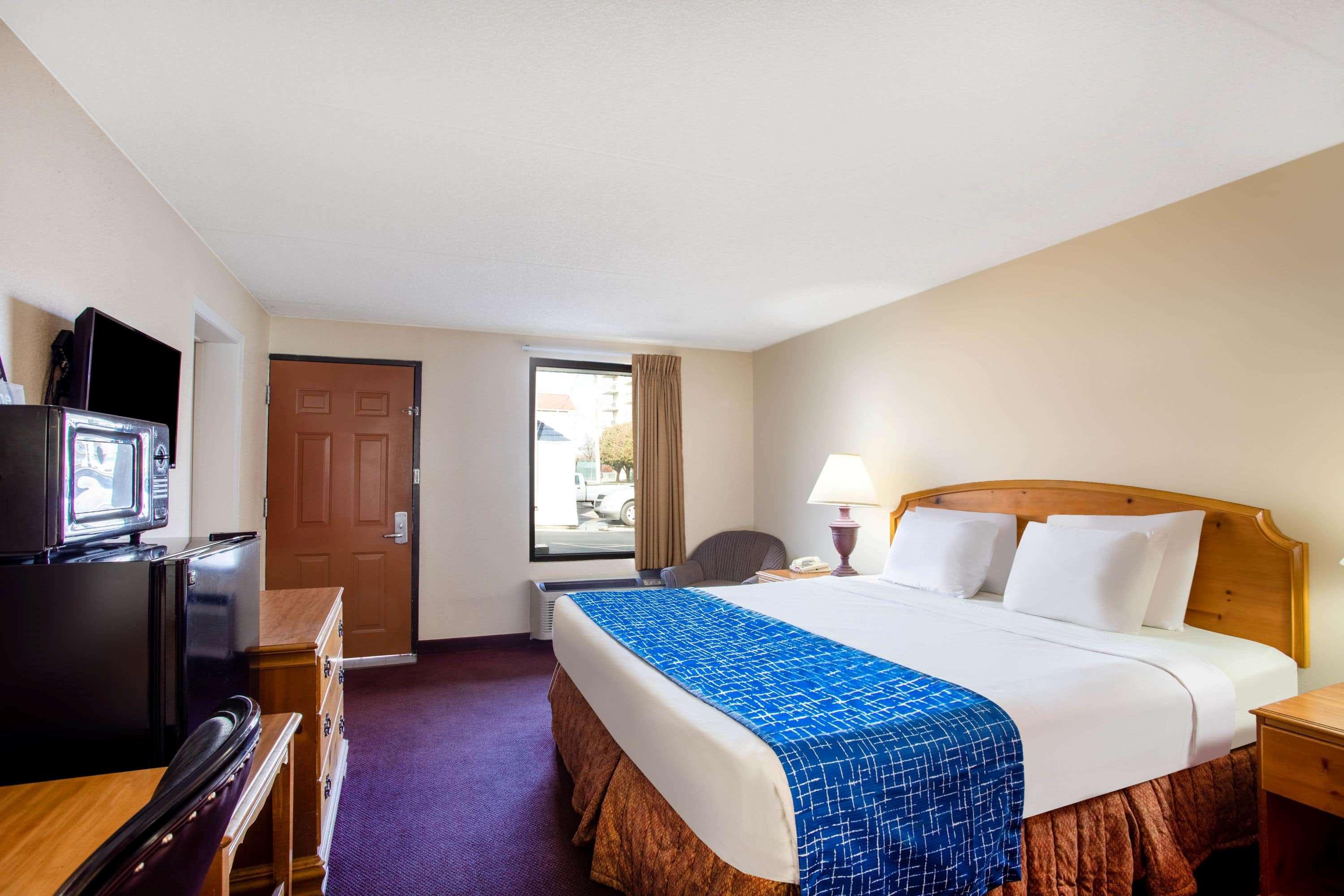 Pigeon Forge Parkway Inn Exterior photo