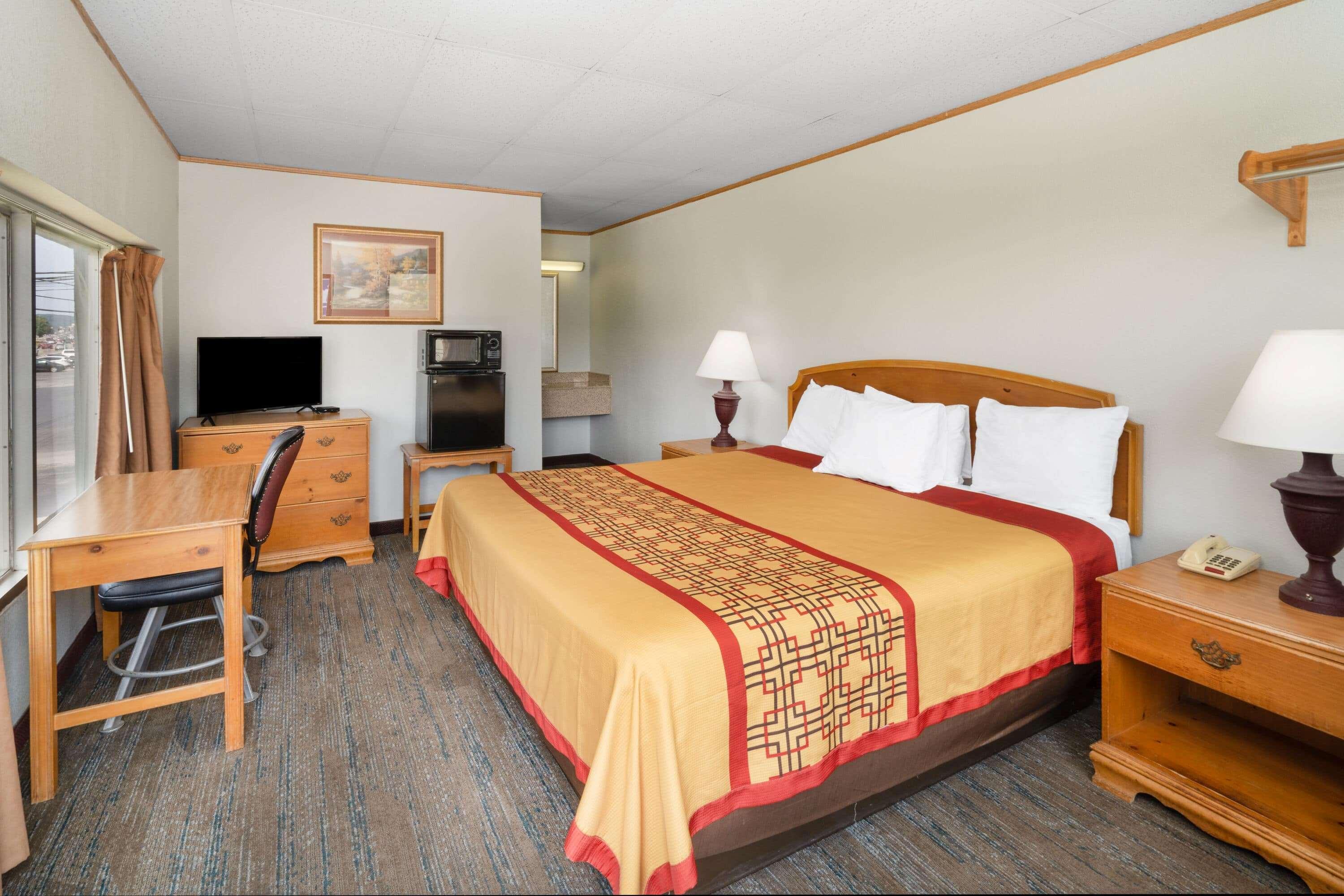 Pigeon Forge Parkway Inn Exterior photo