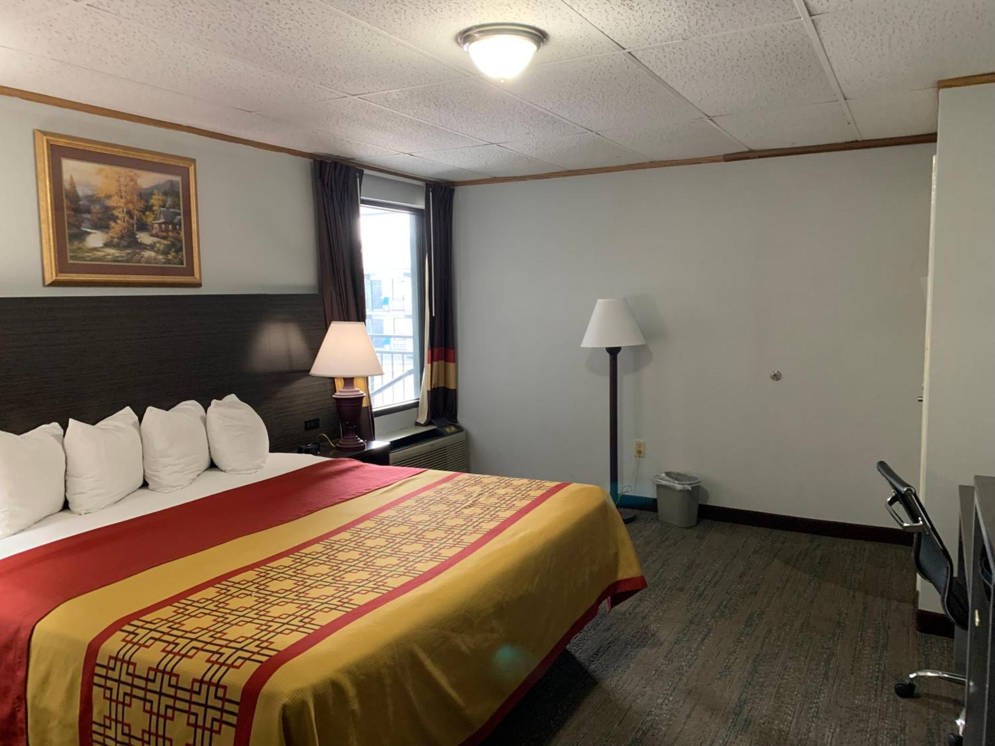 Pigeon Forge Parkway Inn Exterior photo