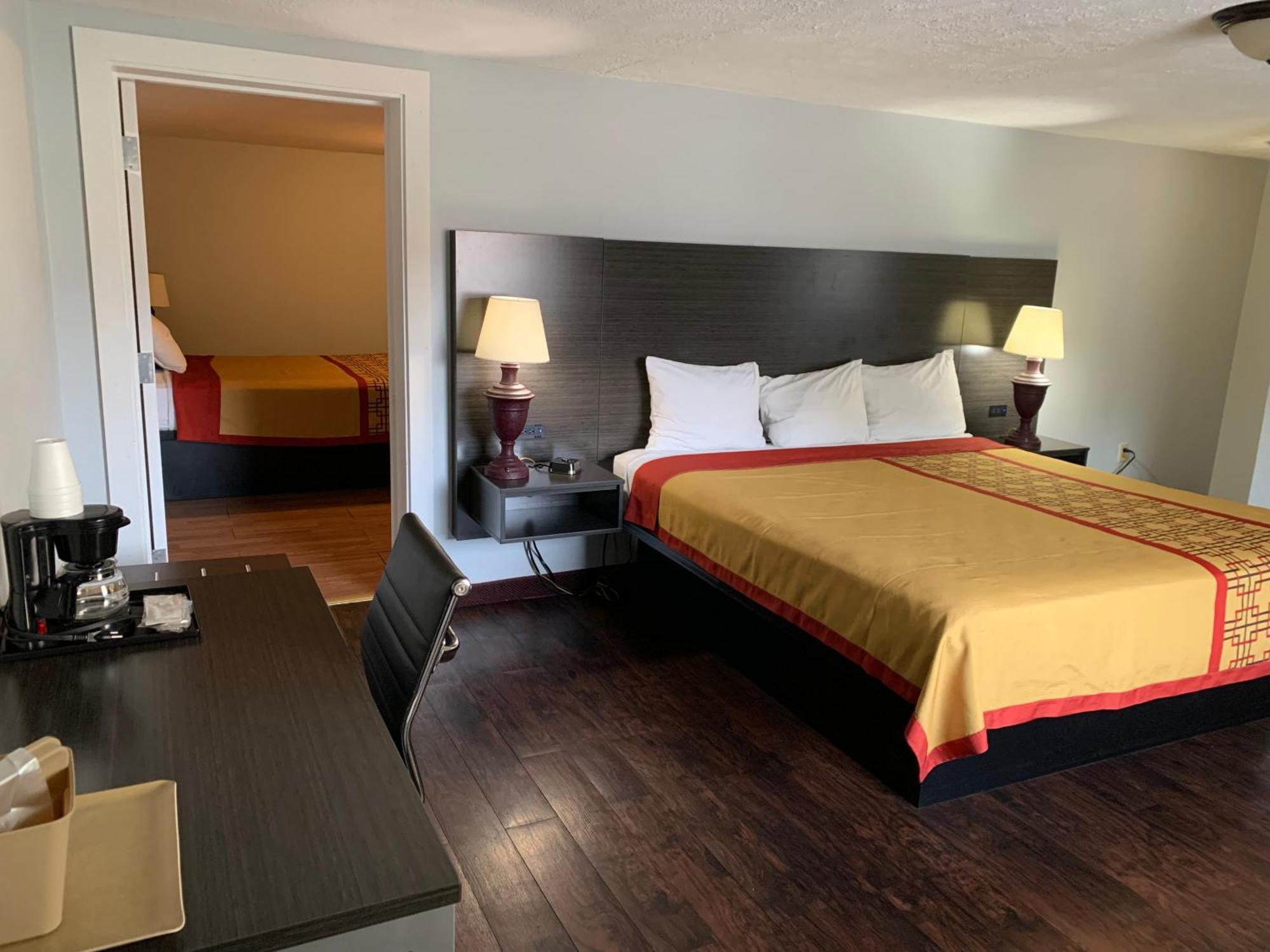 Pigeon Forge Parkway Inn Exterior photo