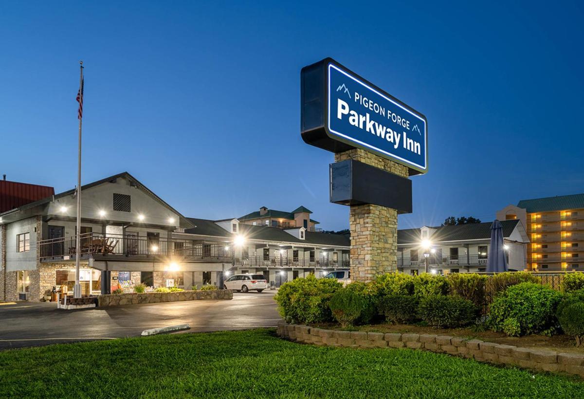 Pigeon Forge Parkway Inn Exterior photo