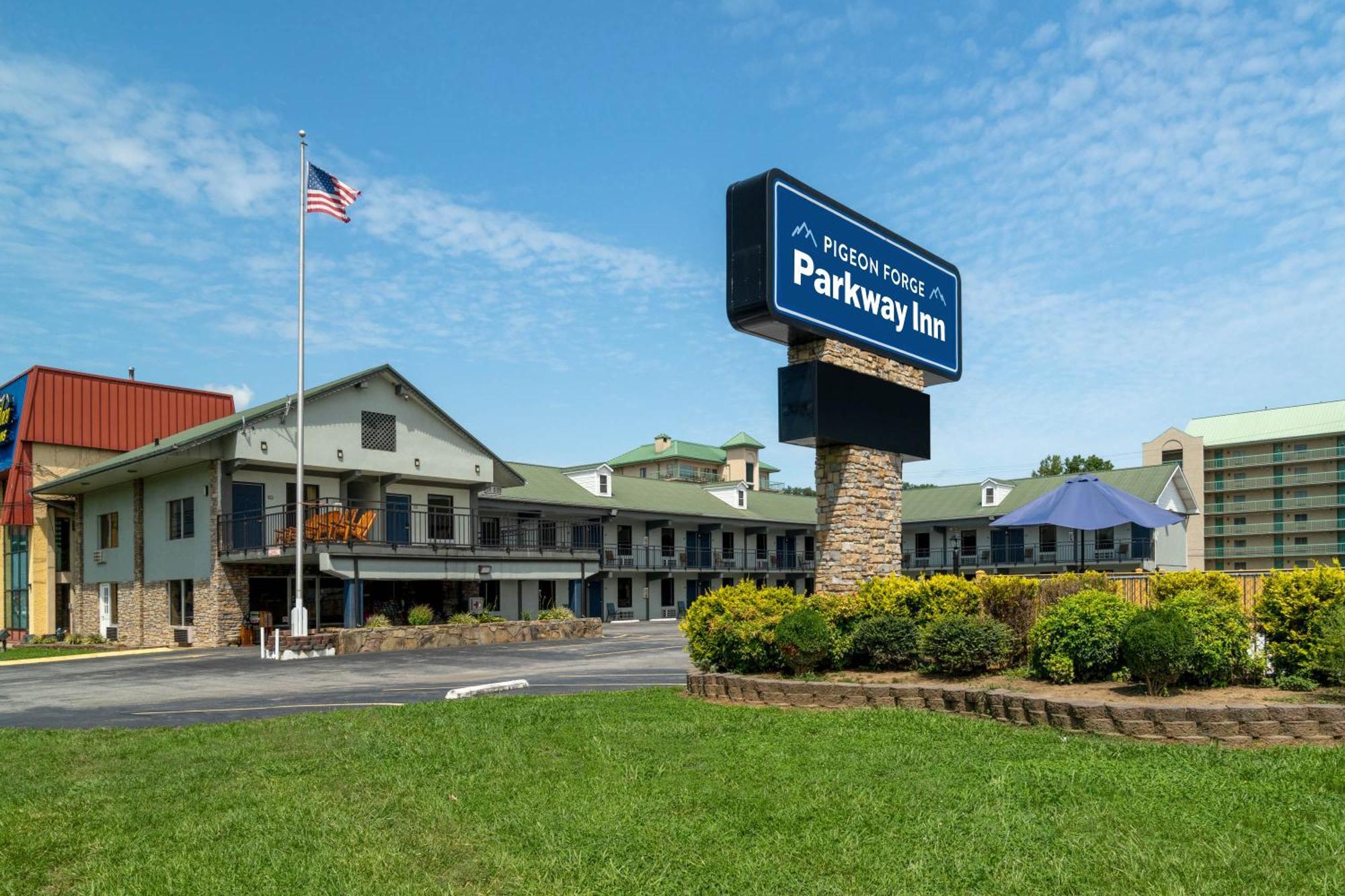 Pigeon Forge Parkway Inn Exterior photo